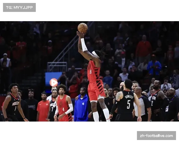 开拓者终结公牛11连败,格兰特次节独得16分 开拓者终结公牛11连败,格兰特次节独得16分