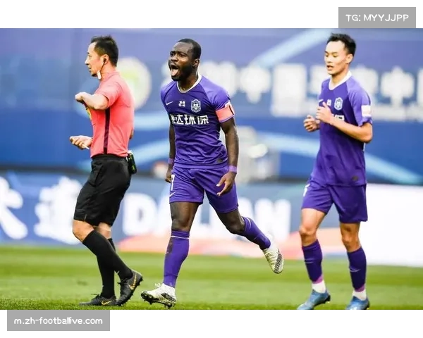 裁判尺度与VAR介入频率 赛季末关键战判罚成潜在变数